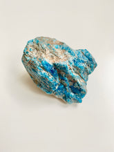 Load image into Gallery viewer, Apatite crystal- Sm
