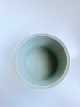 Load image into Gallery viewer, Concrete pot- Grey
