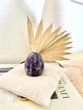 Load image into Gallery viewer, Amethyst egg
