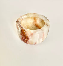 Load image into Gallery viewer, Agate bowl
