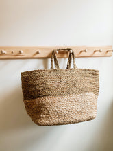 Load image into Gallery viewer, Braided jute basket-Sage
